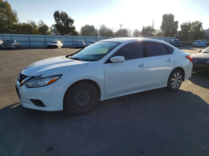 Фото 1 - NISSAN ALTIMA