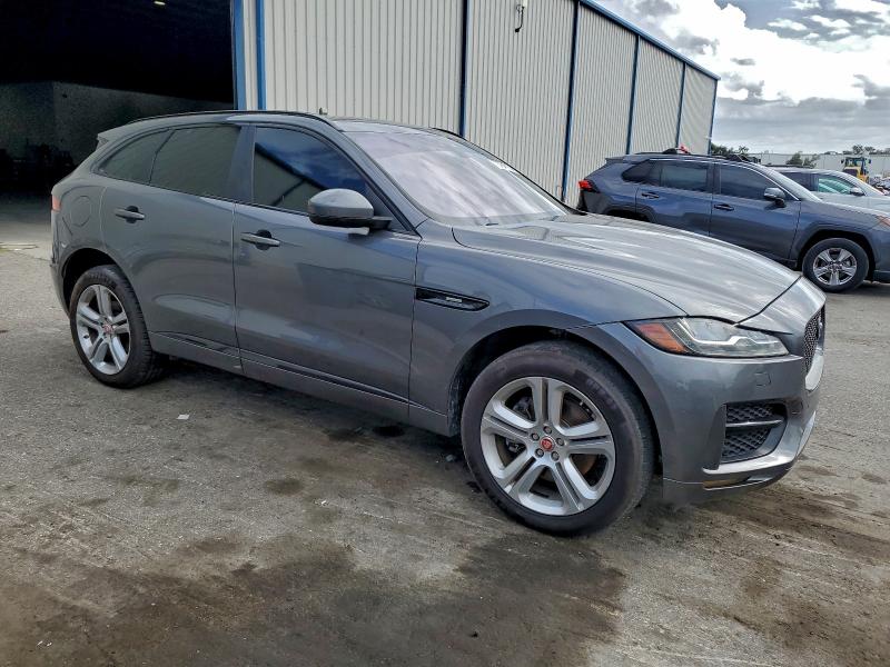 Фото 4 - JAGUAR F-PACE