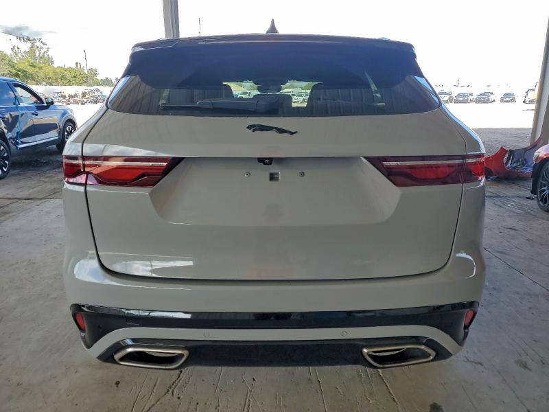 Фото 6 - JAGUAR F-PACE