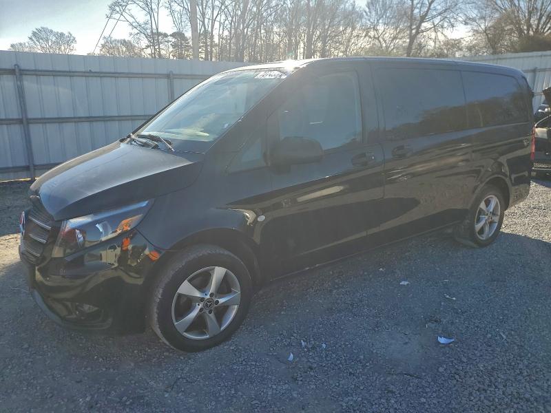 Фото 1 - MERCEDES-BENZ METRIS