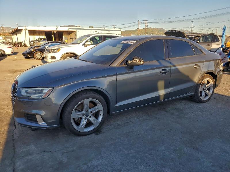 Фото 1 - AUDI A3