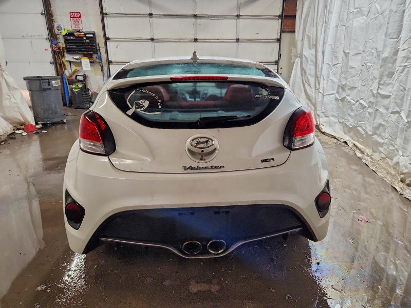 Фото 6 - HYUNDAI VELOSTER
