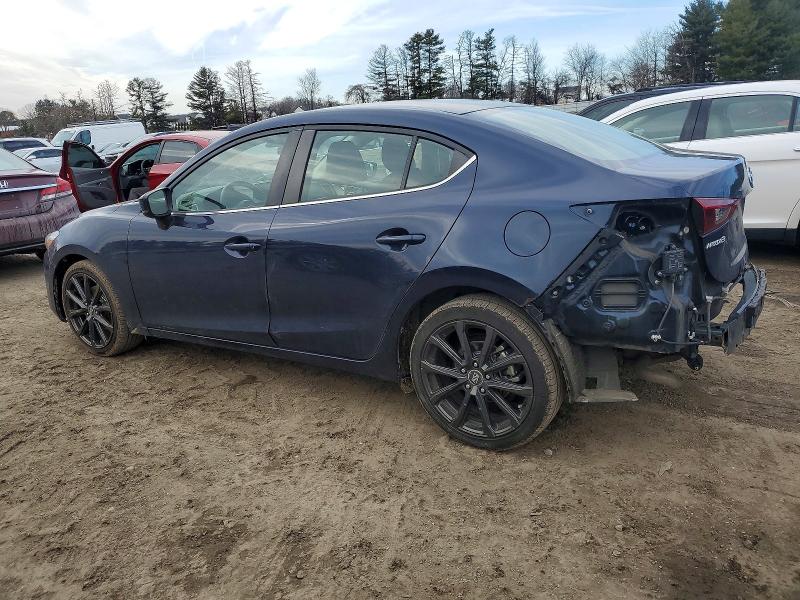 Фото 2 - MAZDA 3