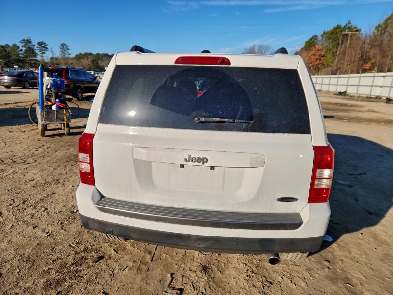 Фото 6 - JEEP PATRIOT