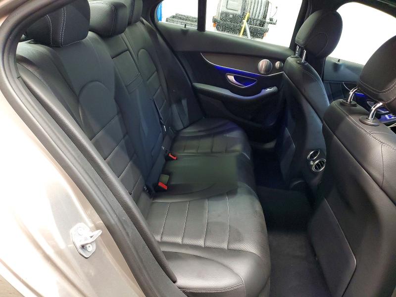 Фото 10 - MERCEDES-BENZ C-CLASS