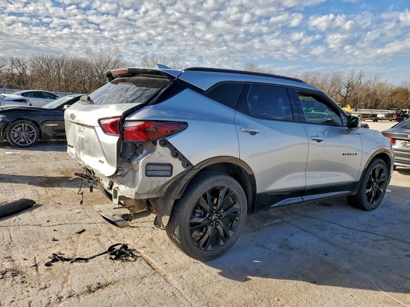 Фото 3 - CHEVROLET BLAZER
