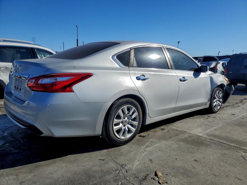 Фото 3 - NISSAN ALTIMA