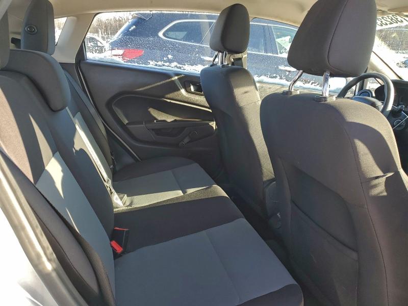 Фото 10 - FORD FIESTA