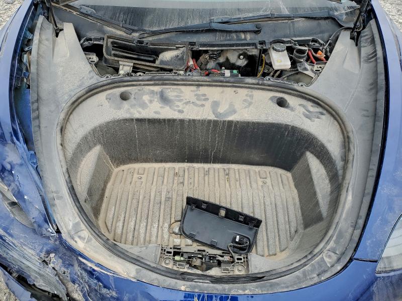 Фото 11 - TESLA MODEL 3