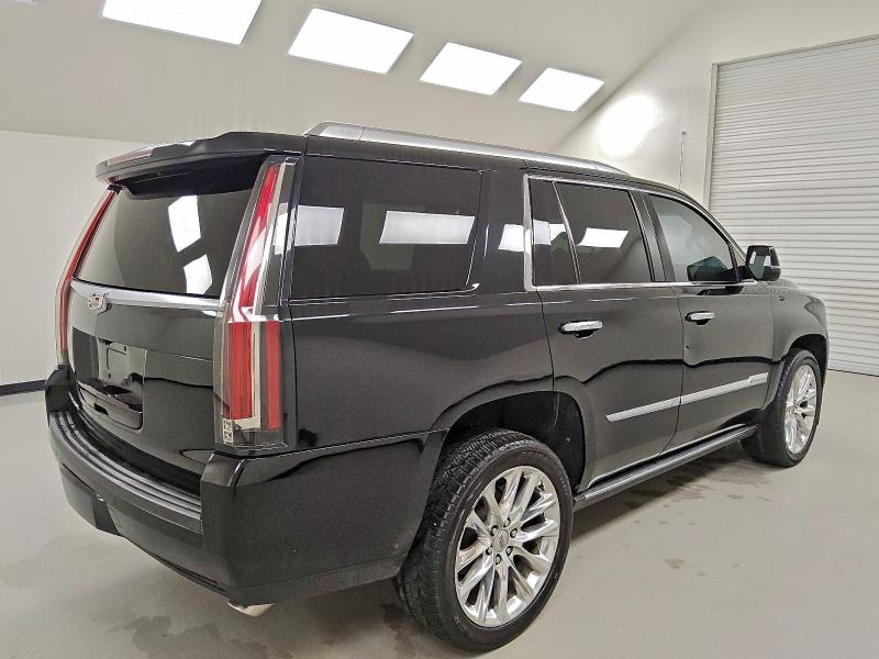 Фото 3 - CADILLAC ESCALADE