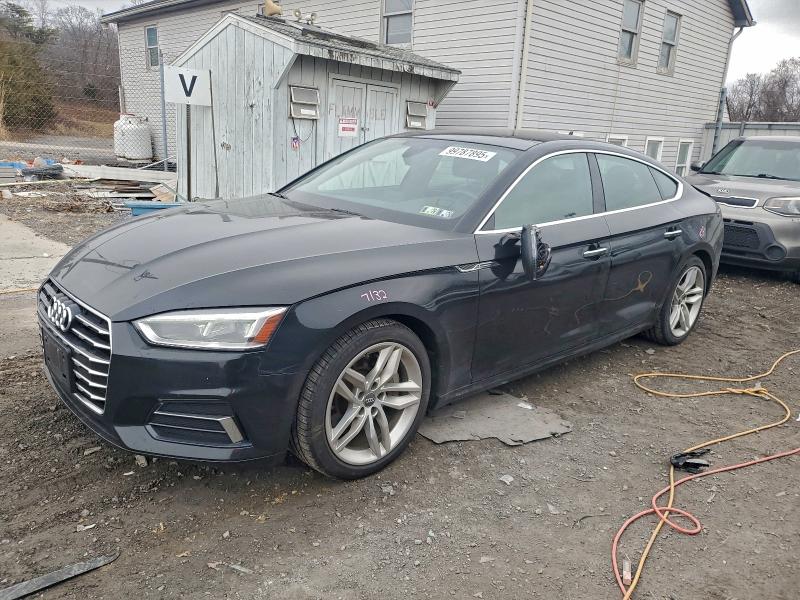 Фото 1 - AUDI A5