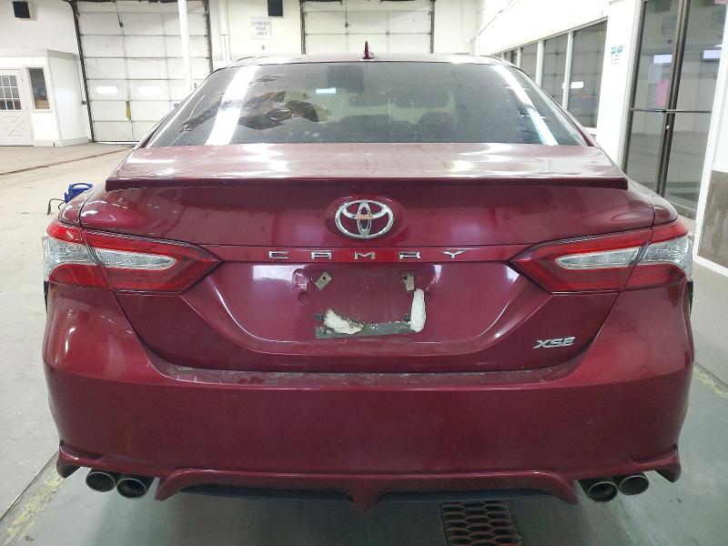 Фото 6 - TOYOTA CAMRY