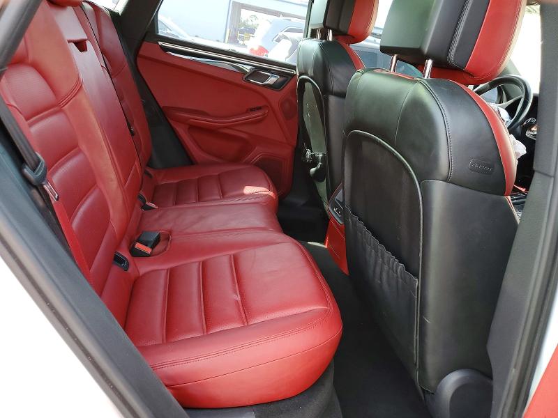 Фото 11 - PORSCHE MACAN