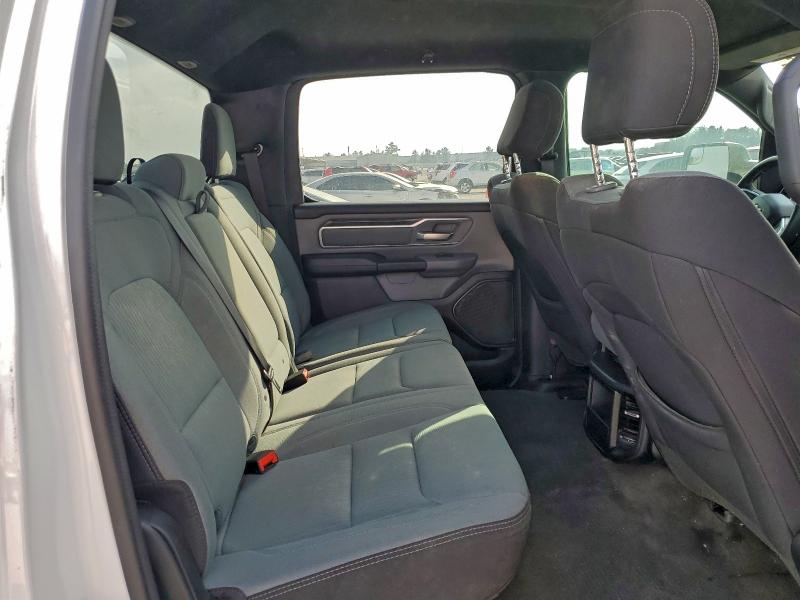 Фото 10 - RAM 1500