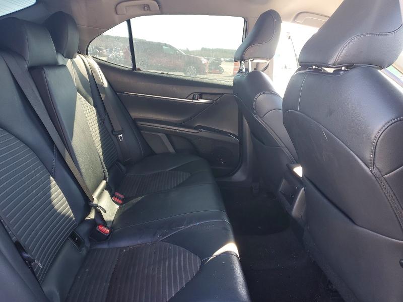 Фото 10 - TOYOTA CAMRY