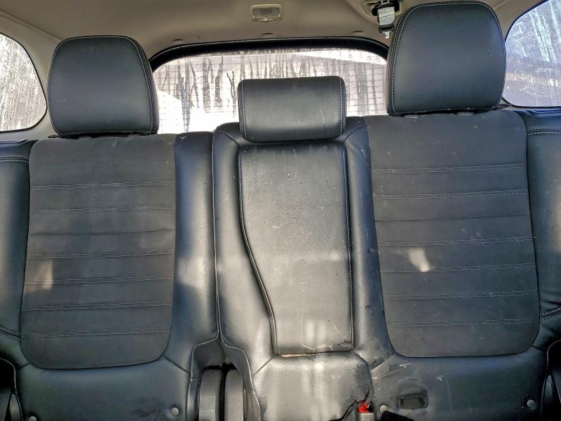 Фото 10 - MITSUBISHI OUTLANDER