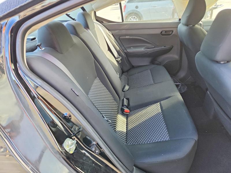 Фото 10 - NISSAN VERSA