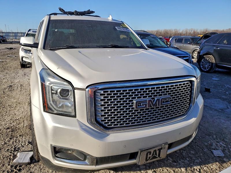 Фото 5 - GMC YUKON