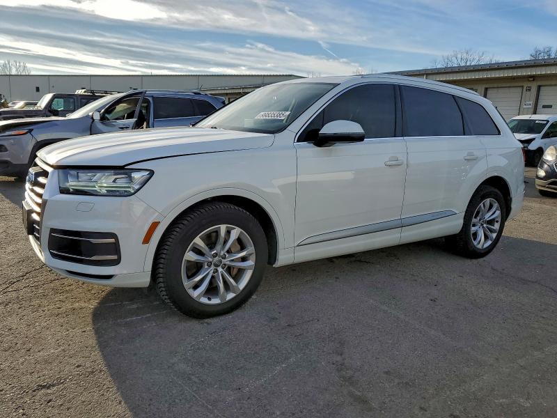 Фото 1 - AUDI Q7