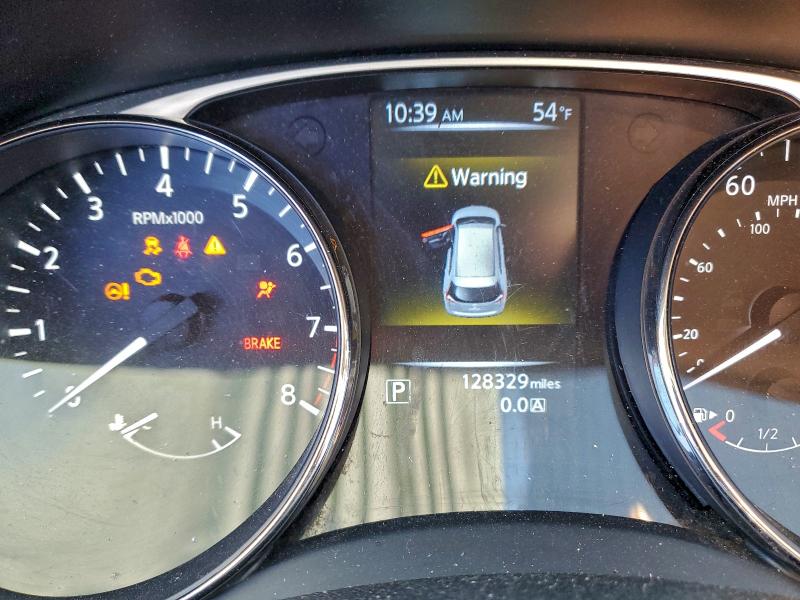 Фото 9 - NISSAN ROGUE