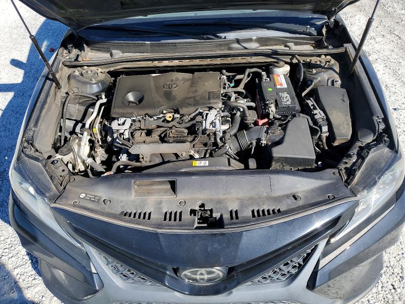 Фото 11 - TOYOTA CAMRY