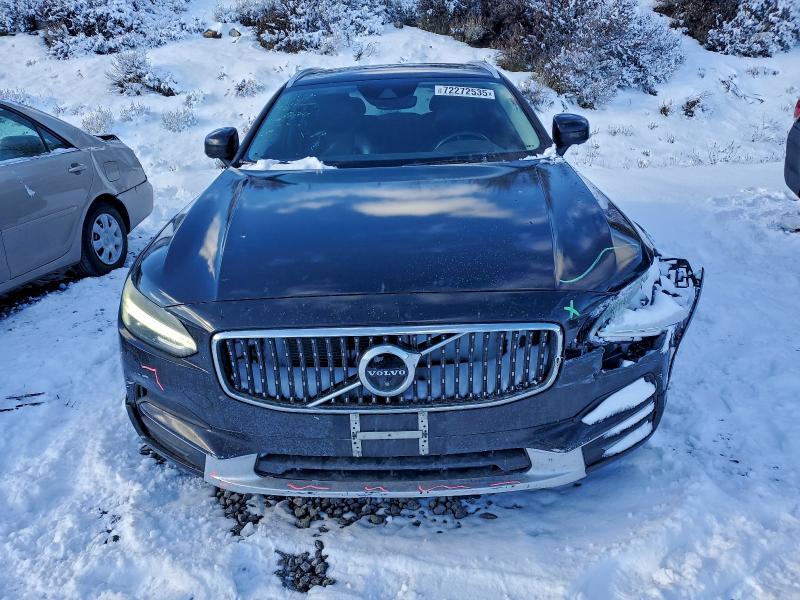 VOLVO V90 2017 VIN YV4A22NL1H1004591
