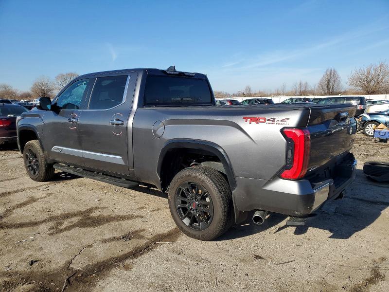Фото 2 - TOYOTA TUNDRA