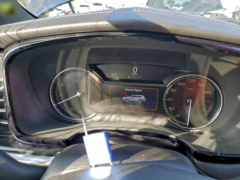 Фото 9 - CADILLAC XT6