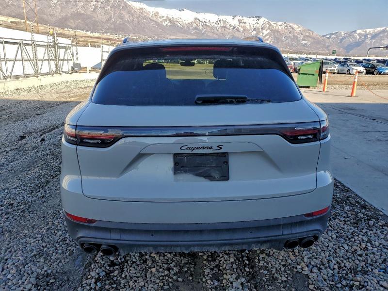 Фото 6 - PORSCHE CAYENNE