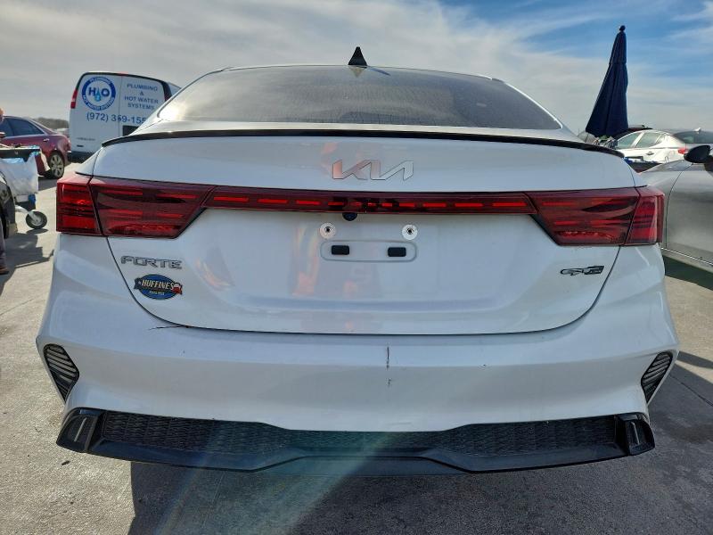 Фото 6 - KIA FORTE