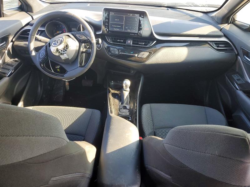 Фото 8 - TOYOTA C-HR