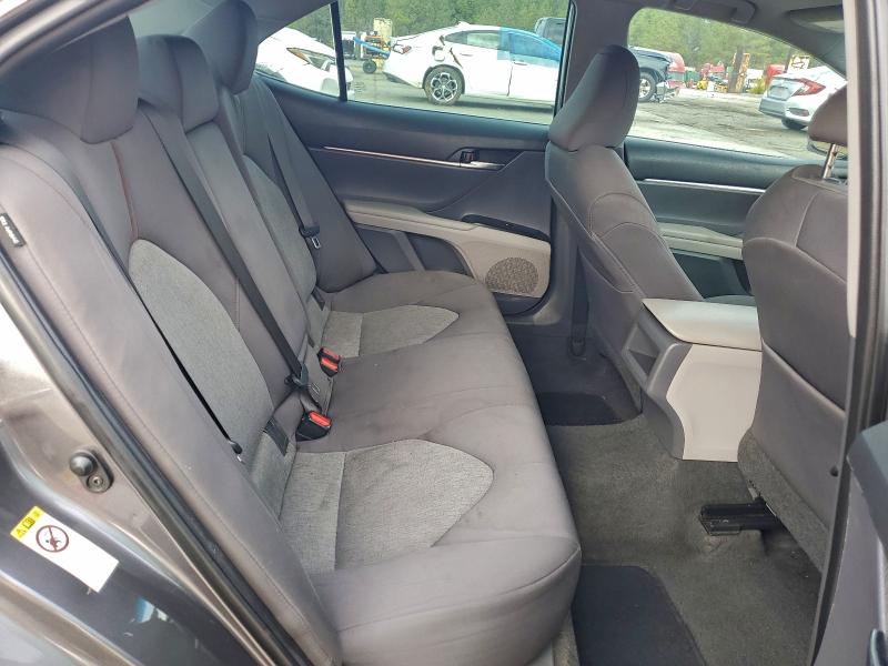 Фото 10 - TOYOTA CAMRY