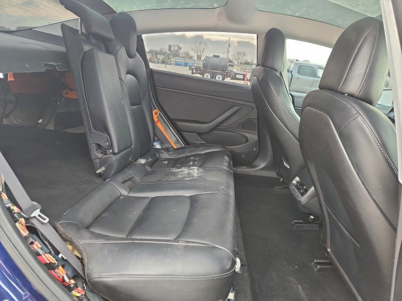 Фото 10 - TESLA MODEL 3