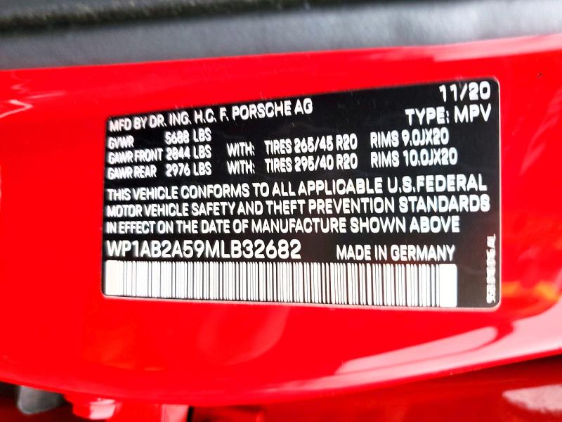 Фото 13 - PORSCHE MACAN