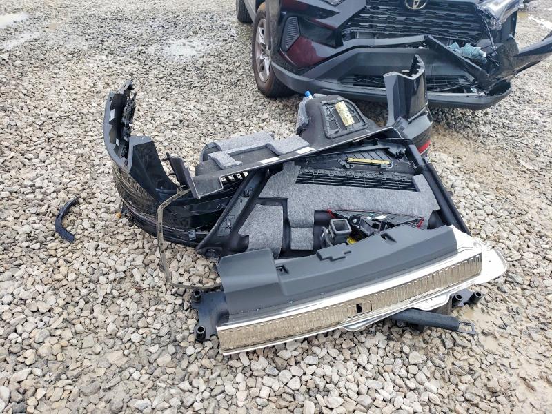 AUDI Q8 2021 VIN WA1EVAF10MD038544