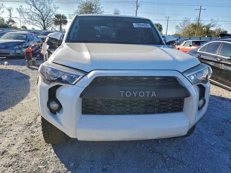 Фото 5 - TOYOTA 4RUNNER