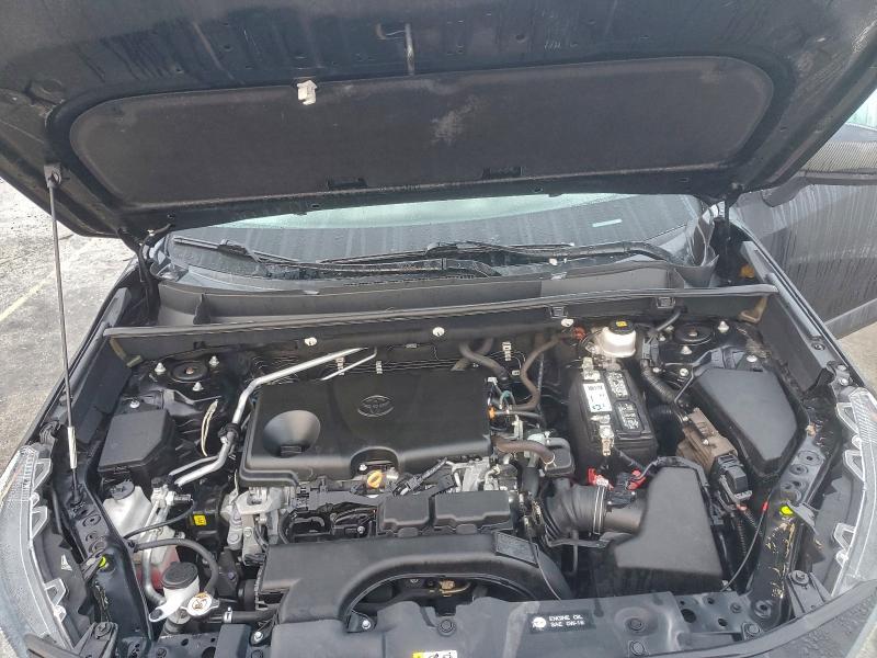 Фото 12 - TOYOTA RAV4