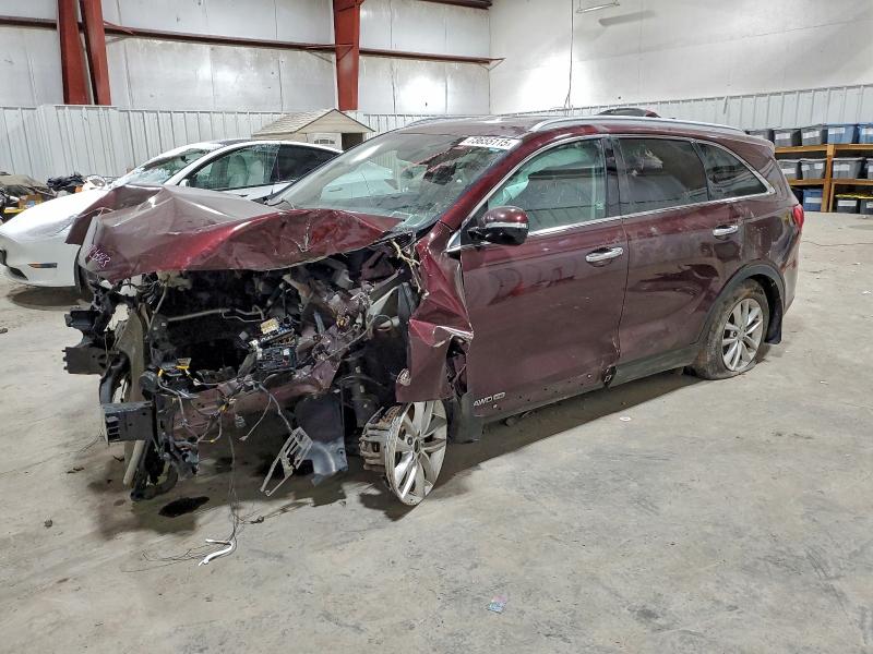 Фото 1 - KIA SORENTO