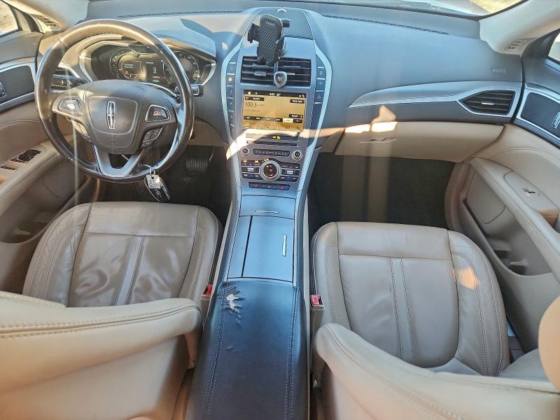 Фото 8 - LINCOLN MKZ