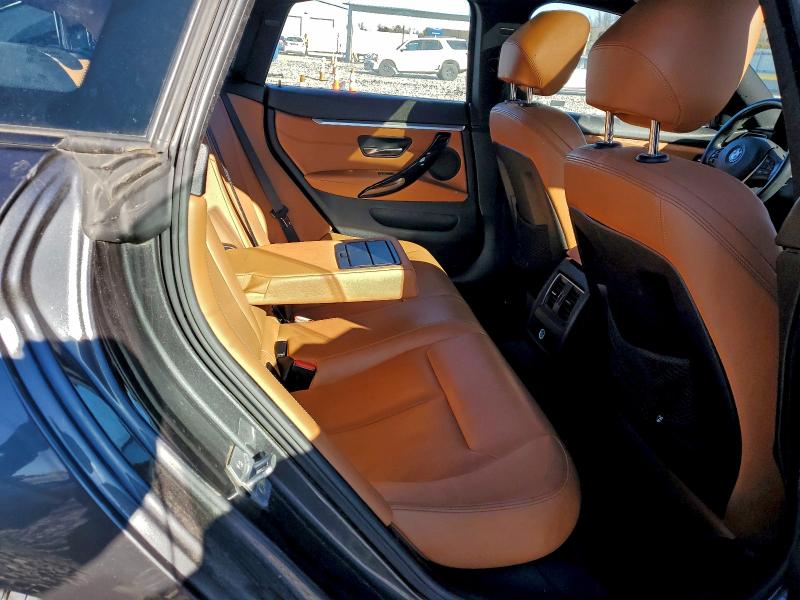 Фото 10 - BMW 4 SERIES