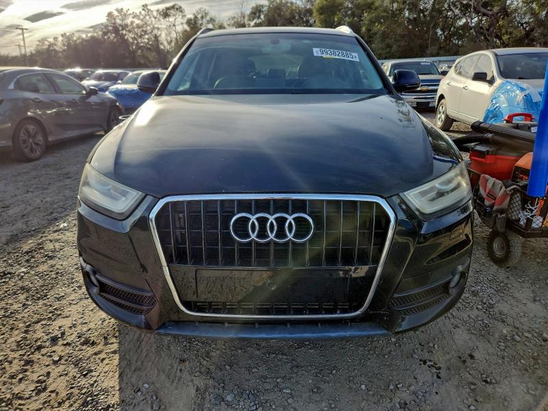 Фото 5 - AUDI Q3