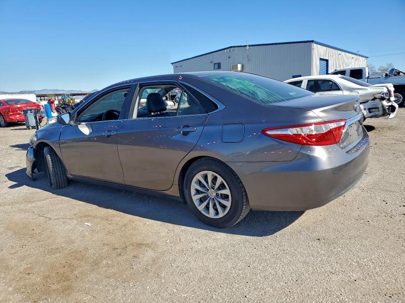 Фото 2 - TOYOTA CAMRY