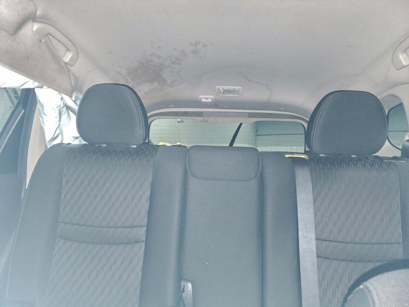 Фото 10 - NISSAN ROGUE