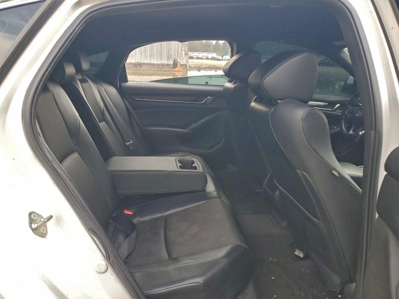 Фото 10 - HONDA ACCORD