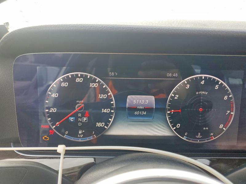 Фото 9 - MERCEDES-BENZ E-CLASS