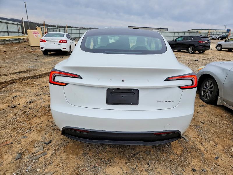 Фото 6 - TESLA MODEL 3