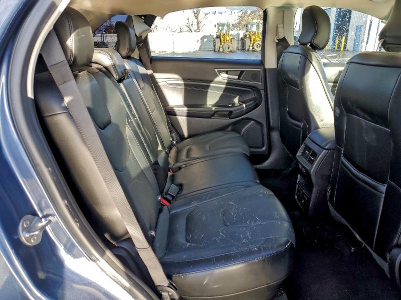 Фото 11 - FORD EDGE