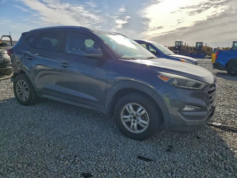 Фото 4 - HYUNDAI TUCSON