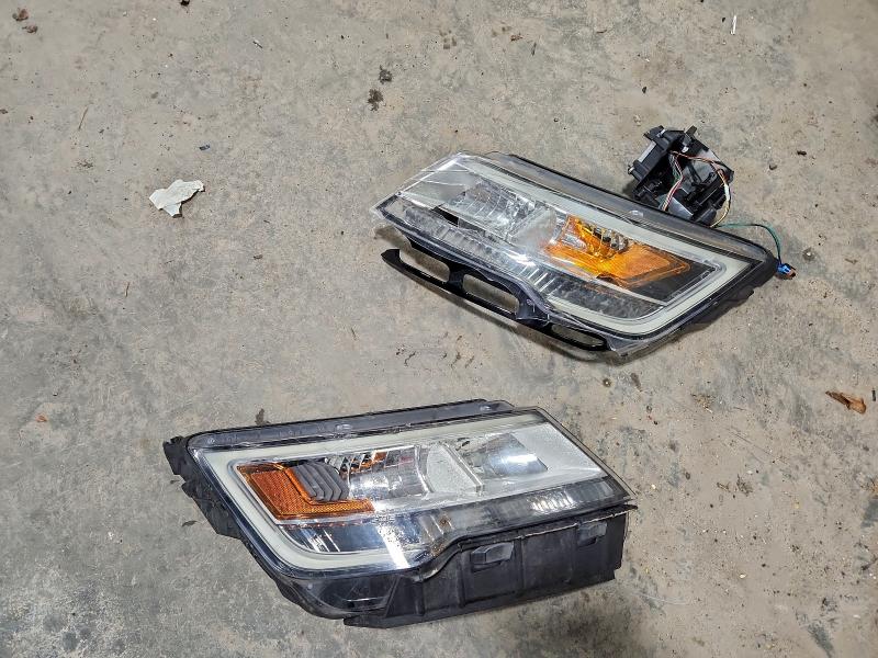 Фото 13 - FORD EXPLORER