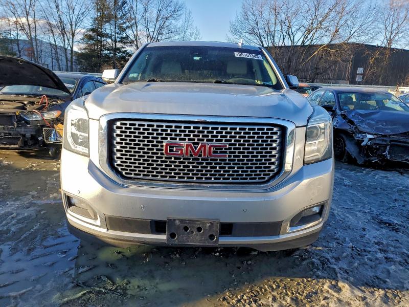 Фото 5 - GMC YUKON